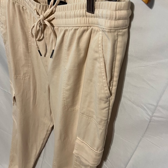 SOLD!! M Banana Republic cotton modal blend draw waist jogger pants - Picture 5 of 11